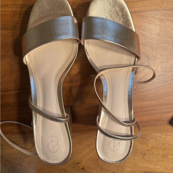 Porte & Paire Metallic Gold Platform Sandals Women’s Size 41 VGUC - Picture 3 of 7